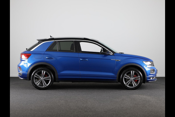 Volkswagen T-Roc 1.5 TSI Sport Business R-line 150 pk Automaat (DSG) | Navigatie | Achteruitrijcamera | Parkeersensoren | Adaptieve cruise control | Stoelverwarming |
