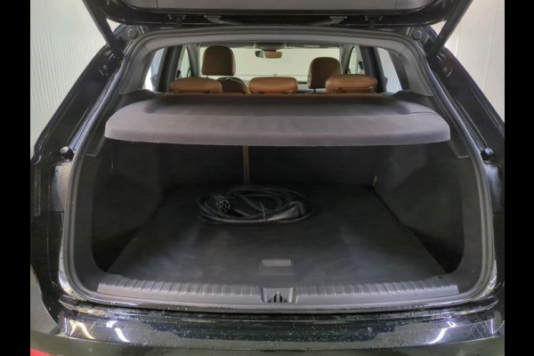 Audi Q4 e-tron 35 Launch edition 55 kWh | 170 PK | 92.639km |