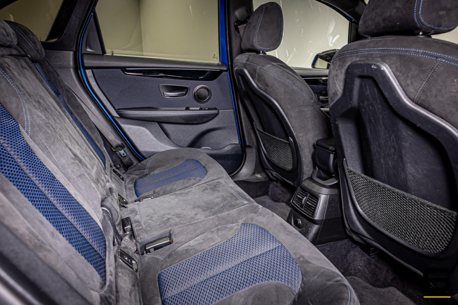 BMW 2 Serie Active Tourer 218i|M-sport|NAP|Cam|Pano|HIFI|Trek