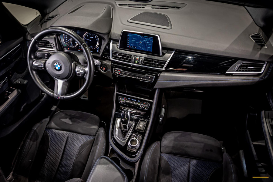 BMW 2 Serie Active Tourer 218i|M-sport|NAP|Cam|Pano|HIFI|Trek