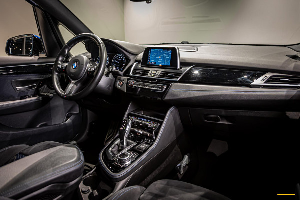 BMW 2 Serie Active Tourer 218i|M-sport|NAP|Cam|Pano|HIFI|Trek