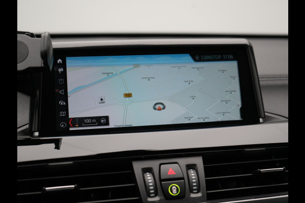 BMW X1 xDrive25e Sportline Plug In Hybrid 221pk Dealer O.H. PHEV | Trekhaak | Camera | Sfeerverlichting | Keyless | Sportstoelen Verwarmd | LED Koplampen | Cruise Control | Navigatie | DAB |