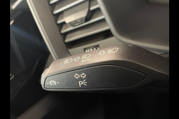 Audi A1 Sportback 30 TFSI 110 pk S-tronic Navigatie Apple Carplay/ Android Auto Parkeersensoren Cruise Control Virtual Cockpit Climate Control Lichtmetalen velgen