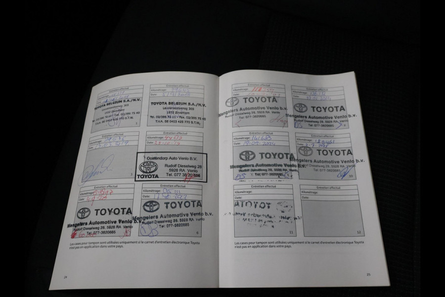 Toyota RAV4 2.5 HYBRID AWD 4WD AUT. DYNAMIC + TREKHAAK 1650 KG | ADAPTIVE CRUISE | CAMERA | STOELVERW. | 18 INCH