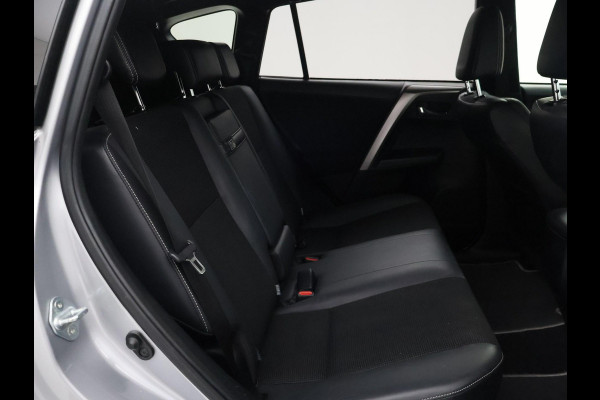 Toyota RAV4 2.5 HYBRID AWD 4WD AUT. DYNAMIC + TREKHAAK 1650 KG | ADAPTIVE CRUISE | CAMERA | STOELVERW. | 18 INCH