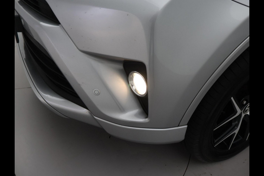 Toyota RAV4 2.5 HYBRID AWD 4WD AUT. DYNAMIC + TREKHAAK 1650 KG | ADAPTIVE CRUISE | CAMERA | STOELVERW. | 18 INCH