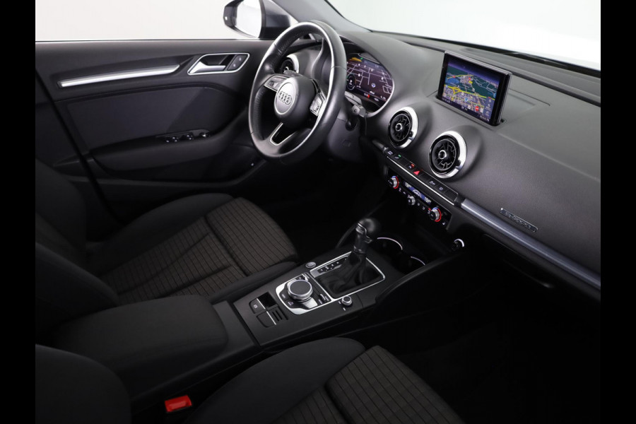 Audi A3 Sportback 40 e-tron Advance Sport 204pk | Navigatie | Virtual Cockpit | 17 inch lichtmetalen velgen | Adaptieve cruise control