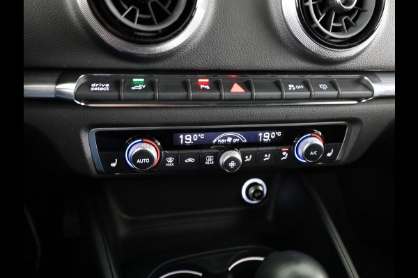 Audi A3 Sportback 40 e-tron Advance Sport 204pk | Navigatie | Virtual Cockpit | 17 inch lichtmetalen velgen | Adaptieve cruise control