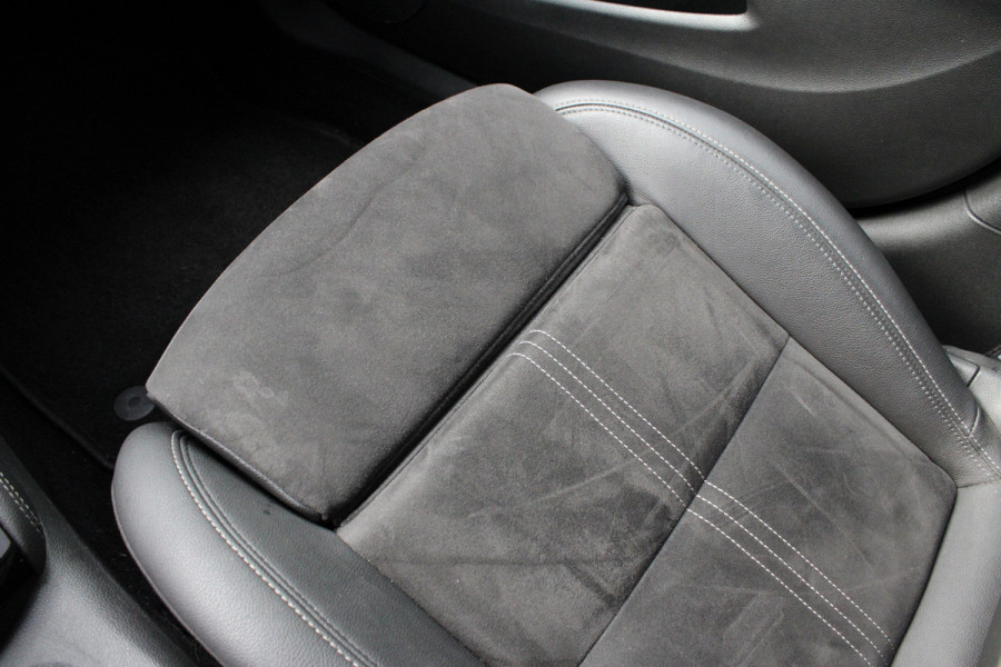 Opel Astra Sports Tourer 1.2 Ultimate | Trekhaak | Winterpack | BLIS | Cruise control | Navigatie | Camera