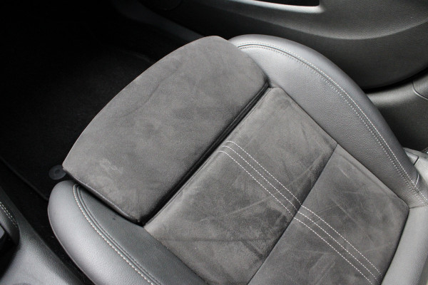 Opel Astra Sports Tourer 1.2 Ultimate | Trekhaak | Winterpack | BLIS | Cruise control | Navigatie | Camera