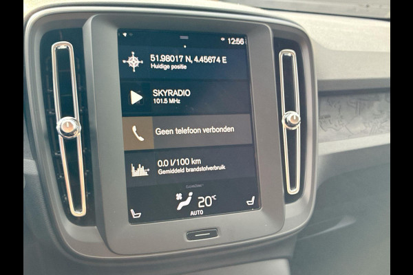 Volvo XC40 1.5 T4 Plug-in hybrid Core Bright 211 PK | Park Assist | Climate Pack - Verwarmd stuur / stoelen | A-Camera