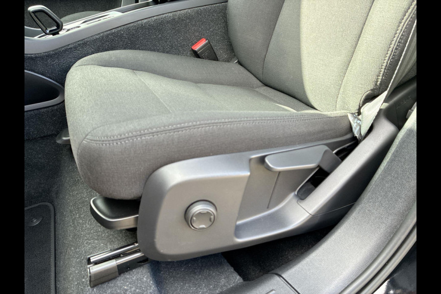 Volvo XC40 1.5 T4 Plug-in hybrid Core Bright 211 PK | Park Assist | Climate Pack - Verwarmd stuur / stoelen | A-Camera