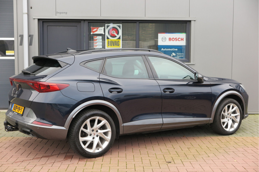 CUPRA Formentor 1.4 e-Hybrid 204pk Business. Led , Trekhaak , PDC , Clima, Stuurwiel verwarmd , LMV , Carplay, etc .