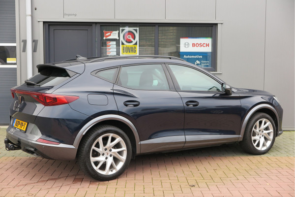CUPRA Formentor 1.4 e-Hybrid 204pk Business. Led , Trekhaak , PDC , Clima, Stuurwiel verwarmd , LMV , Carplay, etc .