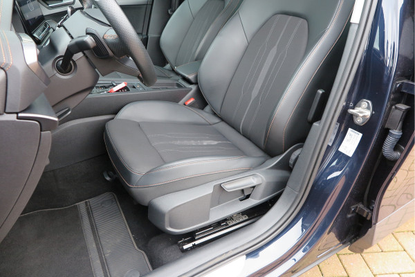 CUPRA Formentor 1.4 e-Hybrid 204pk Business. Led , Trekhaak , PDC , Clima, Stuurwiel verwarmd , LMV , Carplay, etc .