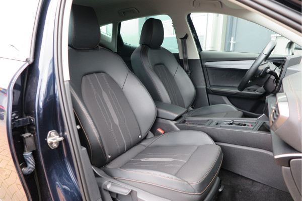 CUPRA Formentor 1.4 e-Hybrid 204pk Business. Led , Trekhaak , PDC , Clima, Stuurwiel verwarmd , LMV , Carplay, etc .