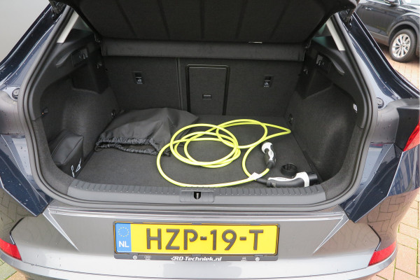 CUPRA Formentor 1.4 e-Hybrid 204pk Business. Led , Trekhaak , PDC , Clima, Stuurwiel verwarmd , LMV , Carplay, etc .