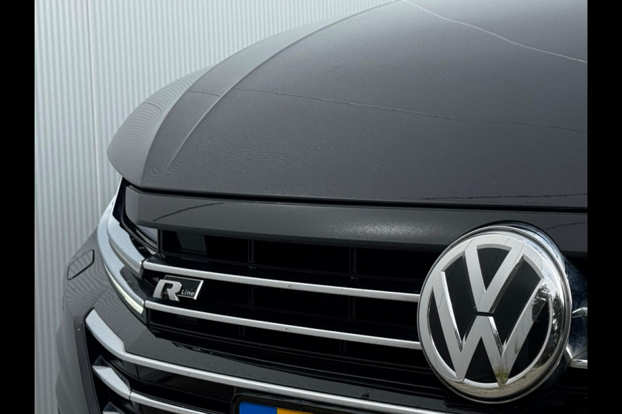 Volkswagen Arteon 1.5TSI R-LINE PANORAMADAK VIRTUAL NAP ORIGINEEL NEDERLANDS CARPLAY ADAPTIVE CRUISE