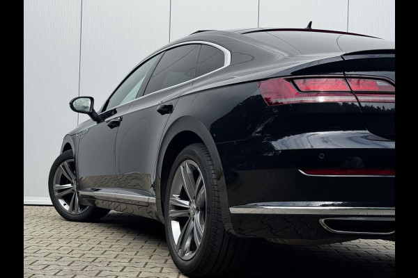 Volkswagen Arteon 1.5TSI R-LINE PANORAMADAK VIRTUAL NAP ORIGINEEL NEDERLANDS CARPLAY ADAPTIVE CRUISE