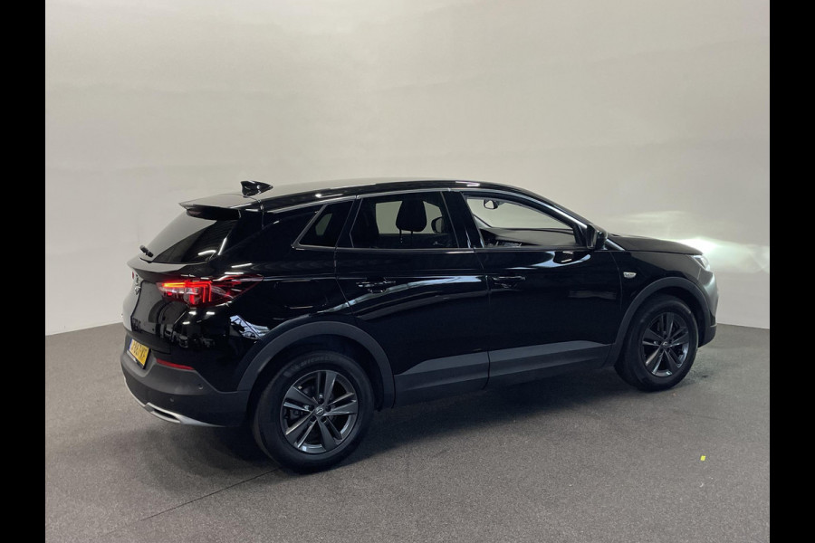 Opel Grandland X 1.2 130 pk Turbo Edition Aut. Airco ECC Navi Cruise Control AGR Comfortstoel PDC VA+ Camera