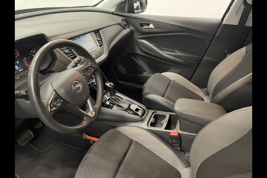 Opel Grandland X 1.2 130 pk Turbo Edition Aut. Airco ECC Navi Cruise Control AGR Comfortstoel PDC VA+ Camera