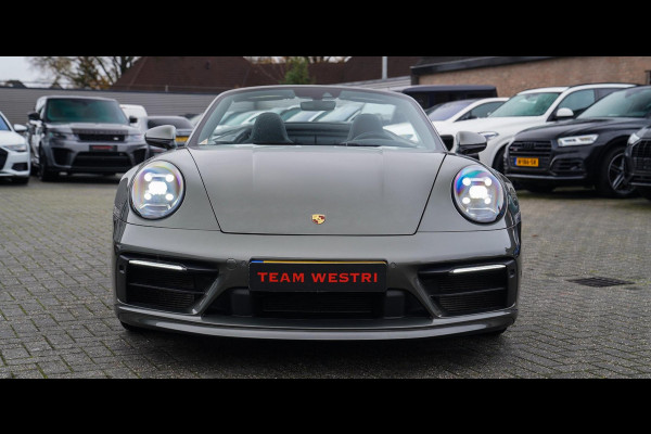 Porsche 911 Cabrio 3.0 Carrera | Sport Uitlaat | PASM Sport Suspension | LED Bi Xenon | Stoelverwarming | Aventuringroen | DAB+