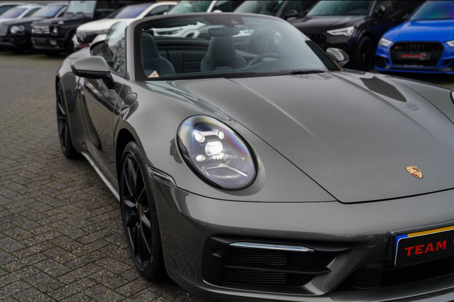Porsche 911 Cabrio 3.0 Carrera | Sport Uitlaat | PASM Sport Suspension | LED Bi Xenon | Stoelverwarming | Aventuringroen | DAB+