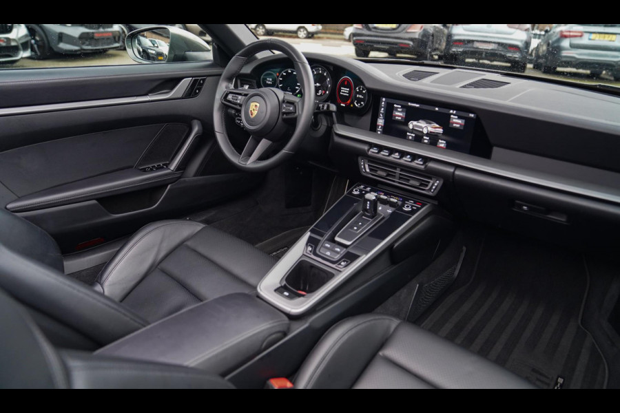 Porsche 911 Cabrio 3.0 Carrera | Sport Uitlaat | PASM Sport Suspension | LED Bi Xenon | Stoelverwarming | Aventuringroen | DAB+