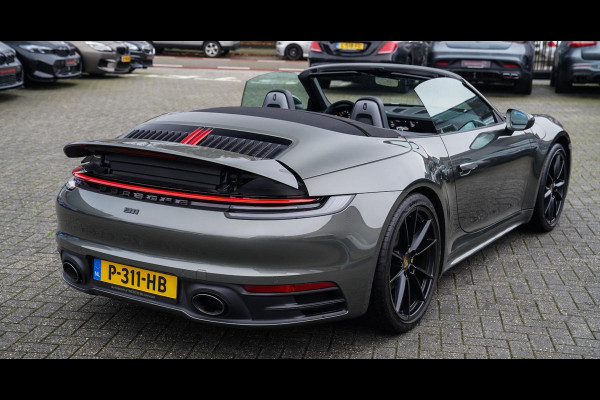 Porsche 911 Cabrio 3.0 Carrera | Sport Uitlaat | PASM Sport Suspension | LED Bi Xenon | Stoelverwarming | Aventuringroen | DAB+