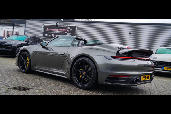 Porsche 911 Cabrio 3.0 Carrera | Sport Uitlaat | PASM Sport Suspension | LED Bi Xenon | Stoelverwarming | Aventuringroen | DAB+