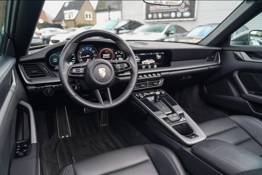 Porsche 911 Cabrio 3.0 Carrera | Sport Uitlaat | PASM Sport Suspension | LED Bi Xenon | Stoelverwarming | Aventuringroen | DAB+