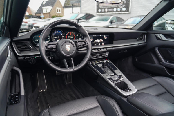 Porsche 911 Cabrio 3.0 Carrera | Sport Uitlaat | PASM Sport Suspension | LED Bi Xenon | Stoelverwarming | Aventuringroen | DAB+