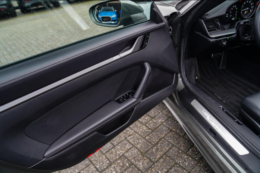 Porsche 911 Cabrio 3.0 Carrera | Sport Uitlaat | PASM Sport Suspension | LED Bi Xenon | Stoelverwarming | Aventuringroen | DAB+