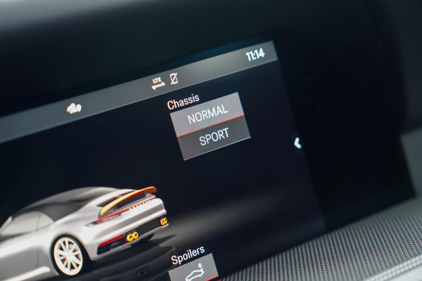 Porsche 911 Cabrio 3.0 Carrera | Sport Uitlaat | PASM Sport Suspension | LED Bi Xenon | Stoelverwarming | Aventuringroen | DAB+