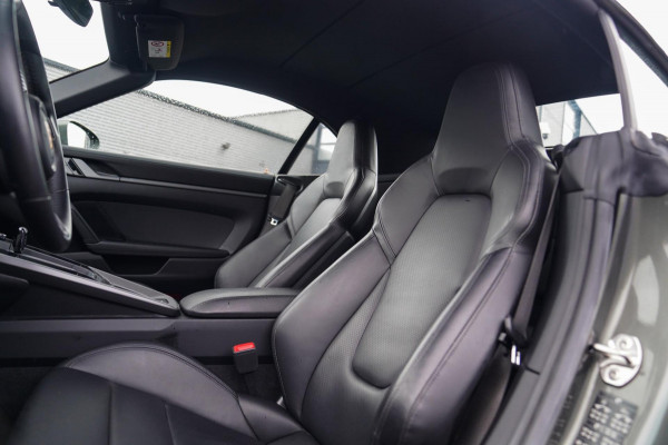 Porsche 911 Cabrio 3.0 Carrera | Sport Uitlaat | PASM Sport Suspension | LED Bi Xenon | Stoelverwarming | Aventuringroen | DAB+