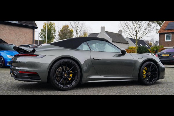 Porsche 911 Cabrio 3.0 Carrera | Sport Uitlaat | PASM Sport Suspension | LED Bi Xenon | Stoelverwarming | Aventuringroen | DAB+