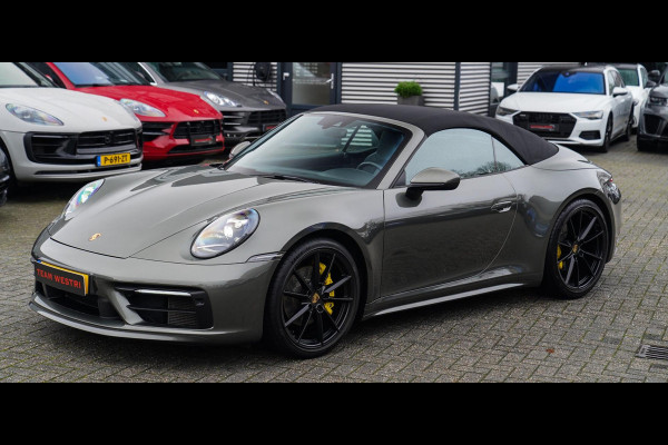 Porsche 911 Cabrio 3.0 Carrera | Sport Uitlaat | PASM Sport Suspension | LED Bi Xenon | Stoelverwarming | Aventuringroen | DAB+