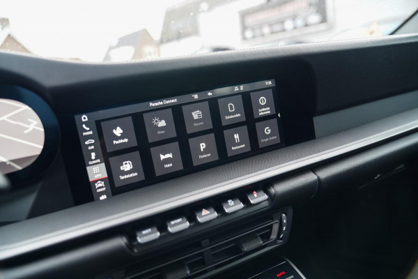 Porsche 911 Cabrio 3.0 Carrera | Sport Uitlaat | PASM Sport Suspension | LED Bi Xenon | Stoelverwarming | Aventuringroen | DAB+