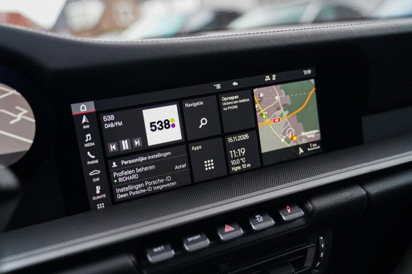 Porsche 911 Cabrio 3.0 Carrera | Sport Uitlaat | PASM Sport Suspension | LED Bi Xenon | Stoelverwarming | Aventuringroen | DAB+