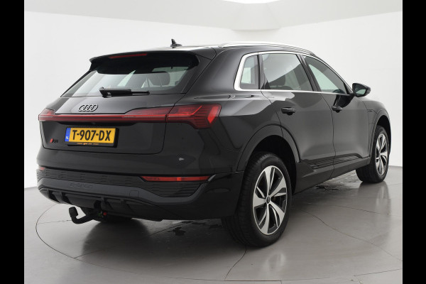 Audi Q8 e-tron 55 QUATTRO 115 kWh 408 PK S EDITION S-LINE + TREKHAAK 1800 KG | LUCHTVERING | HEAD-UP | LEDER SPORTINTERIEUR
