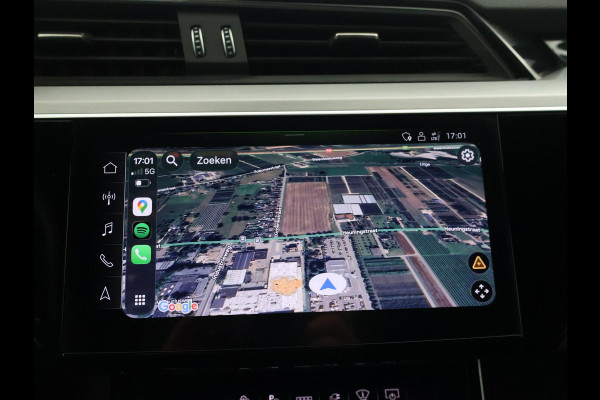 Audi Q8 e-tron 55 QUATTRO 115 kWh 408 PK S EDITION S-LINE + TREKHAAK 1800 KG | LUCHTVERING | HEAD-UP | LEDER SPORTINTERIEUR