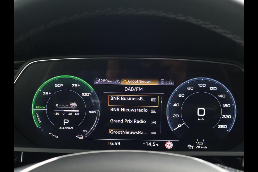 Audi Q8 e-tron 55 QUATTRO 115 kWh 408 PK S EDITION S-LINE + TREKHAAK 1800 KG | LUCHTVERING | HEAD-UP | LEDER SPORTINTERIEUR