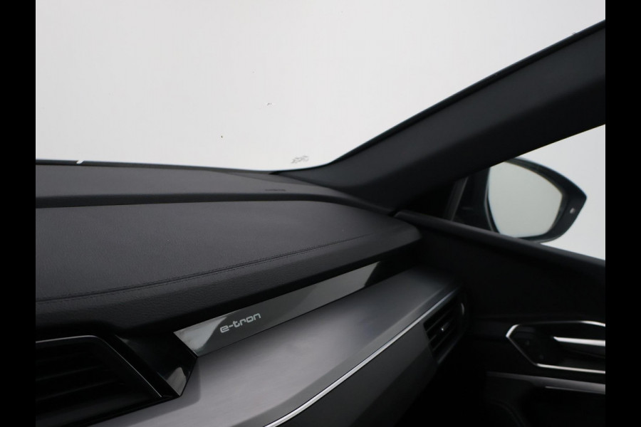 Audi Q8 e-tron 55 QUATTRO 115 kWh 408 PK S EDITION S-LINE + TREKHAAK 1800 KG | LUCHTVERING | HEAD-UP | LEDER SPORTINTERIEUR