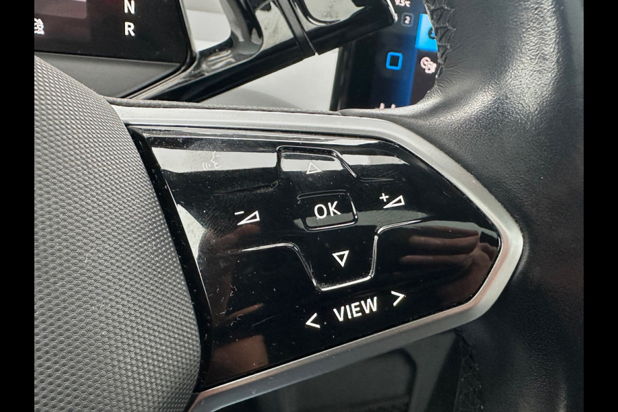 Volkswagen ID.3 First Max 58 kWh Pano/Camera/ACC/Stoelverw