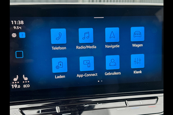 Volkswagen ID.3 First Max 58 kWh Pano/Camera/ACC/Stoelverw