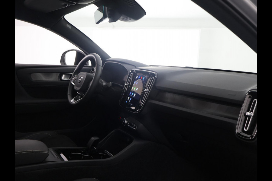 Volvo C40 RECHARGE TWIN INTRO AWD 78 KW/408 PK ACCU 92% BIJNA 2022.GARANTIE TOT 2032** 1800 KG TREKGEWICHT. PANODAK