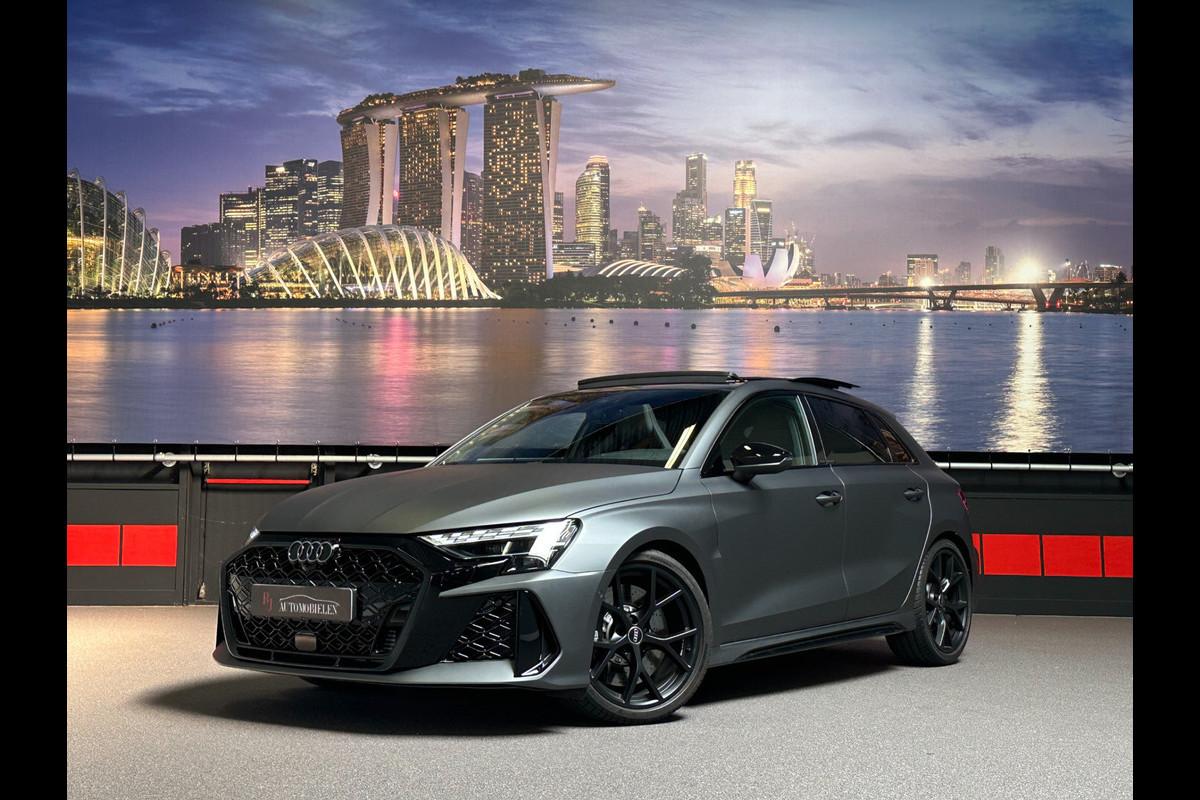 Audi RS3 Sportback 2.5 TFSI quattro PPF|RS-Schaalstoelen|Sonos|MatteGrijs|HUD|Alcantara|Vol!