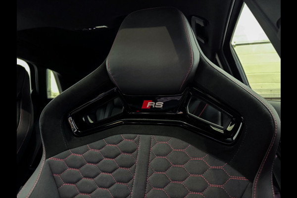 Audi RS3 Sportback 2.5 TFSI quattro PPF|RS-Schaalstoelen|Sonos|MatteGrijs|HUD|Alcantara|Vol!