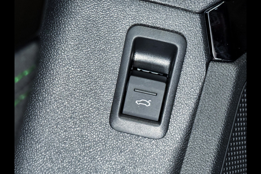 Audi RS3 Sportback 2.5 TFSI quattro PPF|RS-Schaalstoelen|Sonos|MatteGrijs|HUD|Alcantara|Vol!