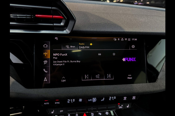 Audi RS3 Sportback 2.5 TFSI quattro PPF|RS-Schaalstoelen|Sonos|MatteGrijs|HUD|Alcantara|Vol!